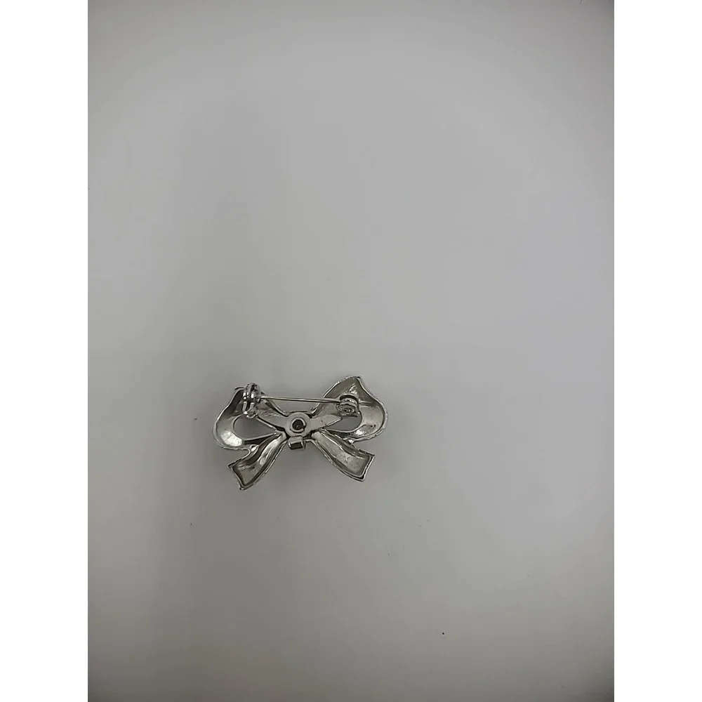 Vintage Coro Silver Tone‎ Bow Brooch Pin Jewelry Costume Dainty
